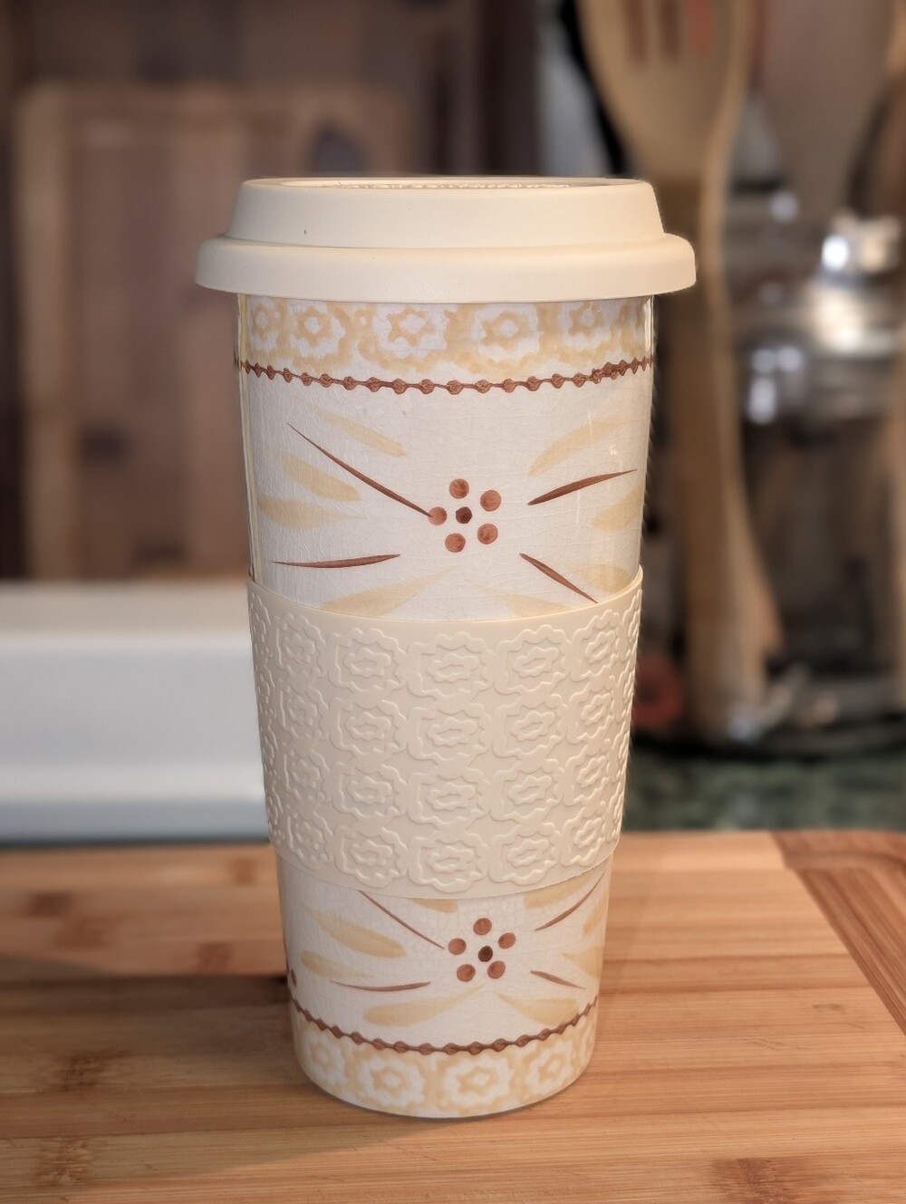 Temp-Tations by Tara Old World 16oz Ceramic Travel Mug Cream Tan With Lid & Grip
